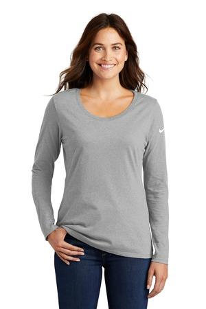 Nike NKBQ5235 Nike Ladies Core Cotton Long Sleeve Scoop Neck Tee