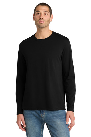 District Perfect Weight Long Sleeve Tee. DT105
