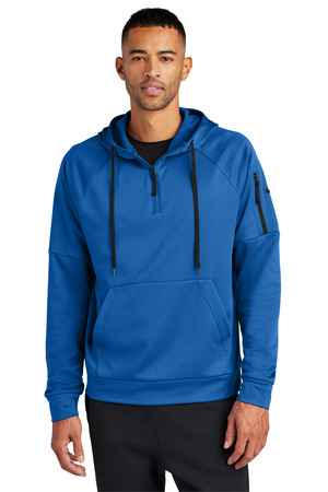 Nike NKFD9742 Therma-FIT Pocket 1/4-Zip Fleece Hoodie in Game Royal