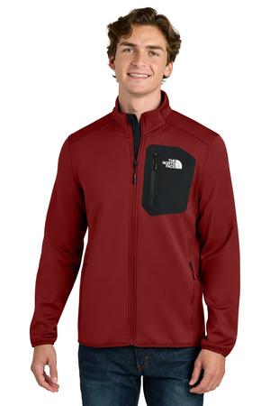 The North Face NF0A8FQN Dove Creek Full-Zip Fleece Jacket in Cardinal Red