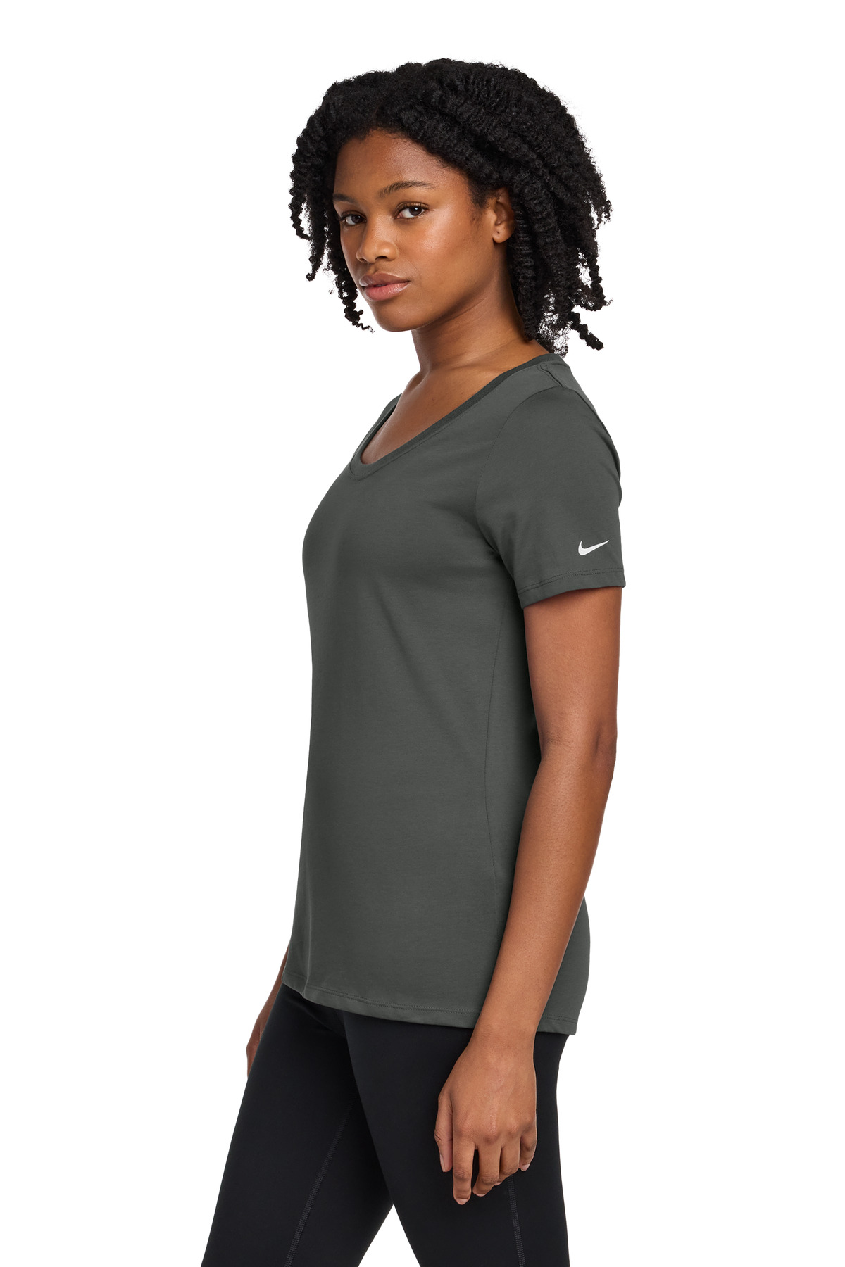 Nike Women's Dri-FIT Cotton/Poly Scoop Neck Tee. NKBQ5234