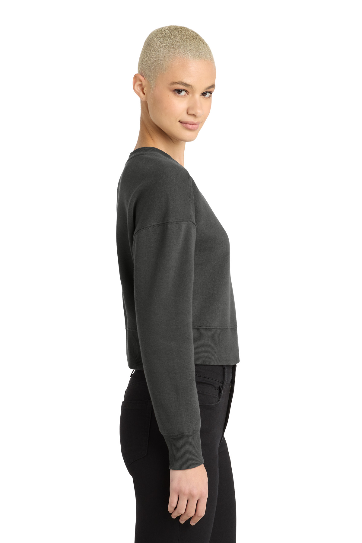 District Women's Perfect Weight Fleece Cropped Crew DT1105