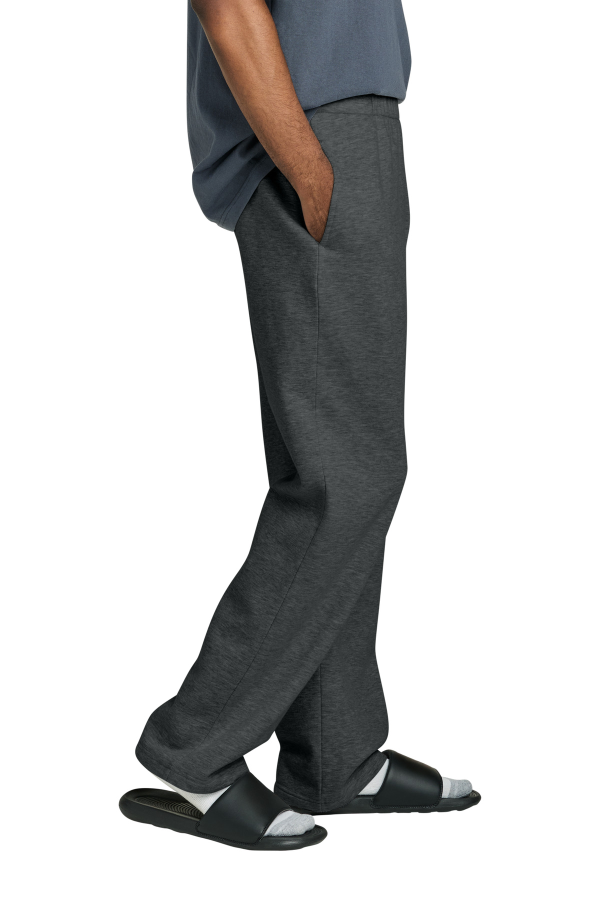 District V.I.T. Fleece Open-Bottom Sweatpant DT6117