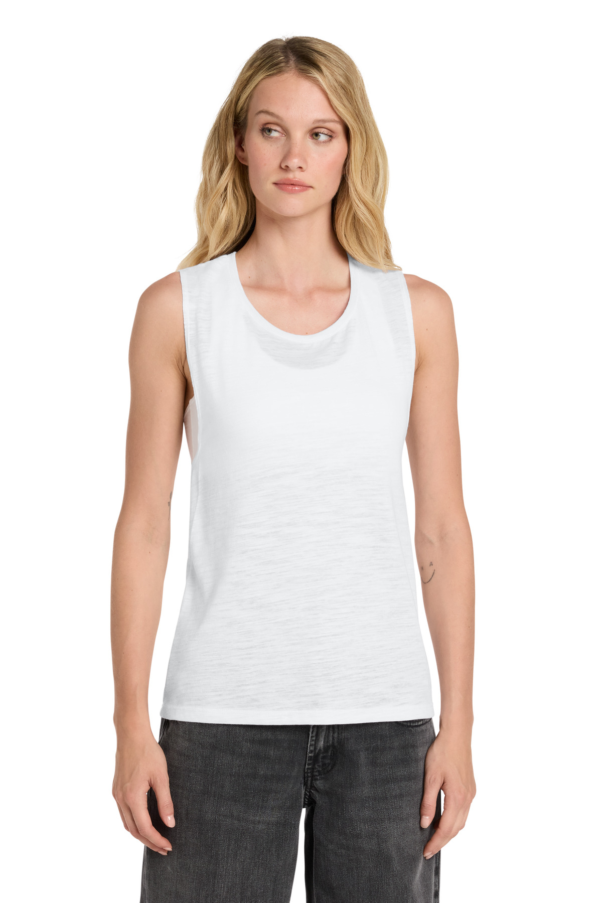 BELLA+CANVAS Women's Flowy Scoop Muscle Tank. BC8803