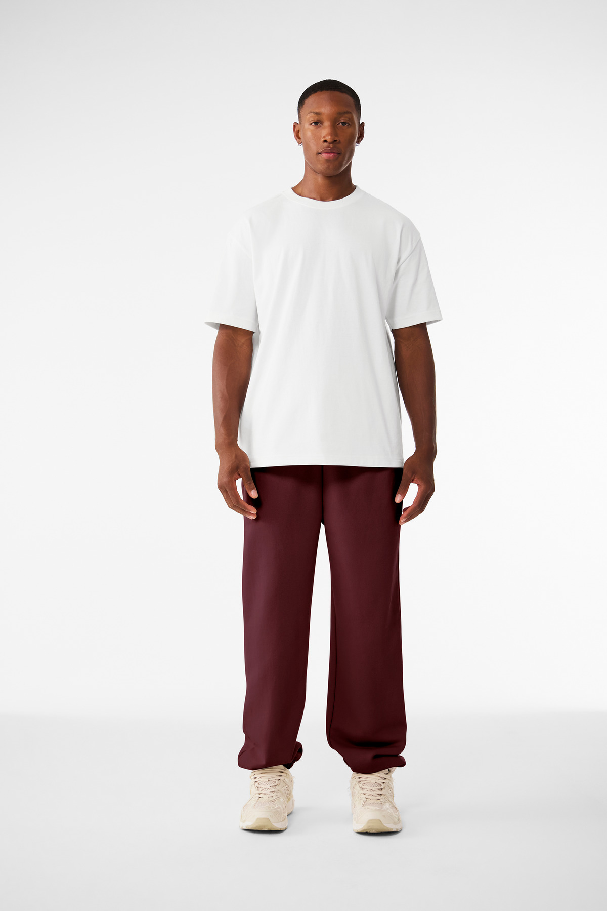 Bella + Canvas BELLA+CANVAS Unisex 10-Ounce Heavyweight Sweatpant BC4737 in Maroon