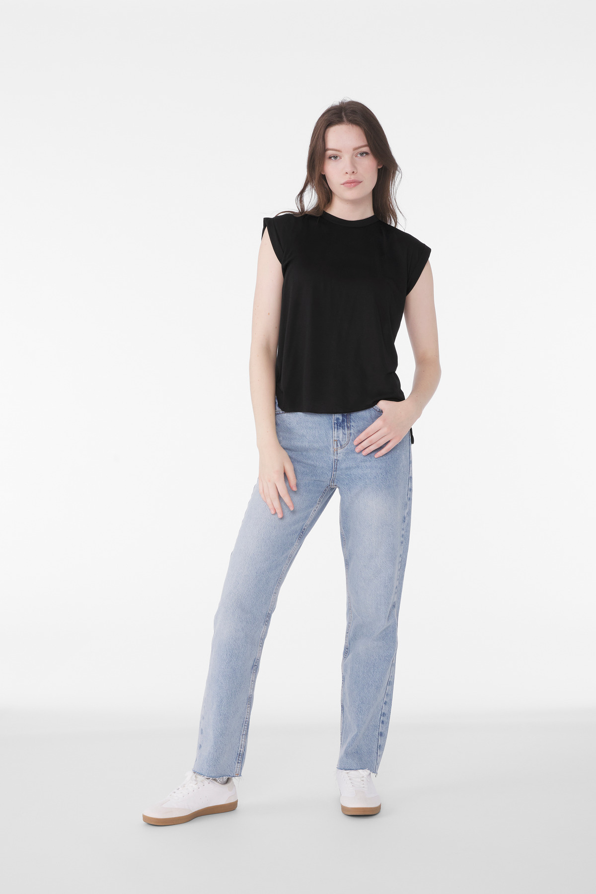 BELLA+CANVAS Women's Flowy Muscle Tee with Rolled Cuffs BC8804